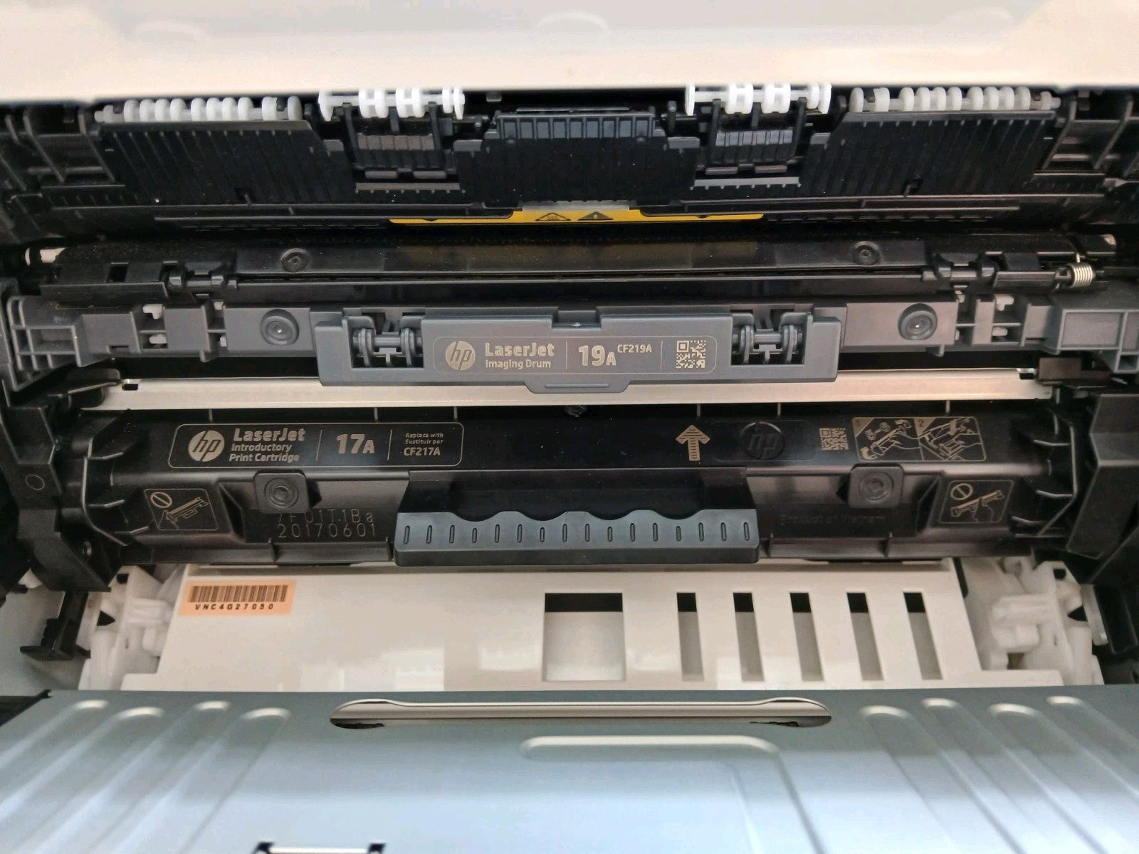 HP Laser Jet Pro M102w S/W Laserdrucker USB 2.0 Netzwerk Wlan Airprint Win 10