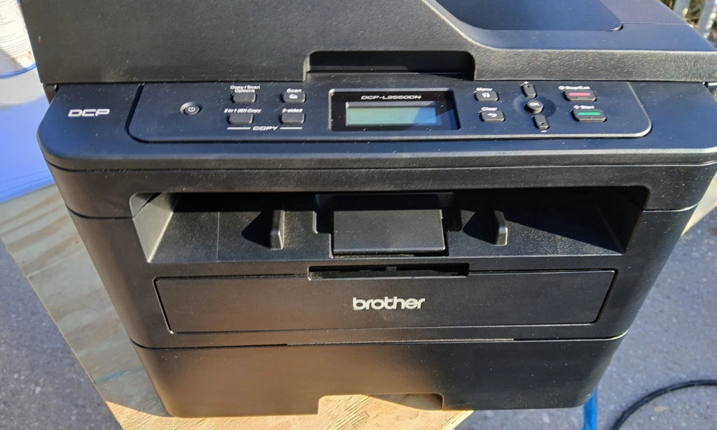 Brother MFC-L2550DN S/W Laser ADF USB Duplex LAN WIN 11 Toner + Drum Original !