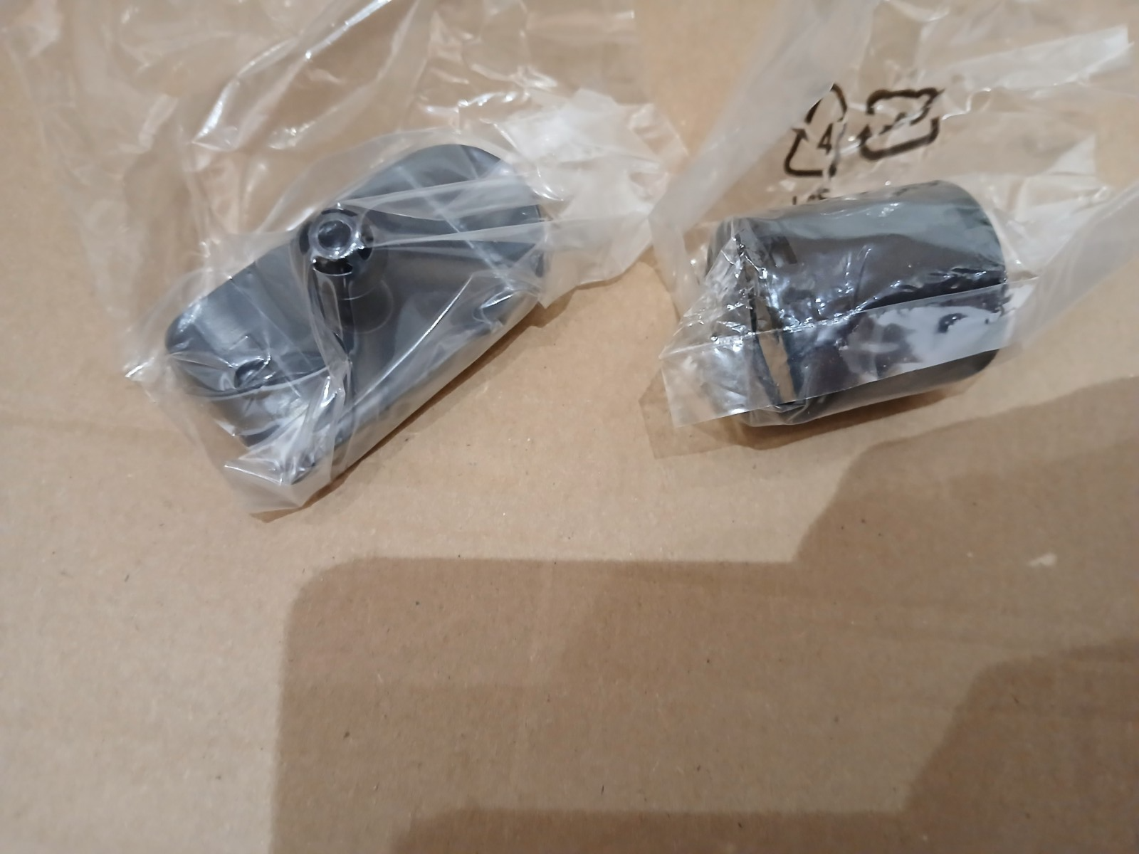 Brother RJ-4040 Thermodruck Etiketten Quittungen 104mm USB Seriell Mobiler Druck